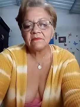 Madrastrahot69 online show from 16, 12, 2025