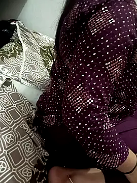 HEENA 022 online show from 1, 3, 2025