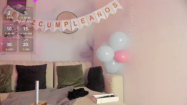 lara madisson online show from 16, 10, 2025