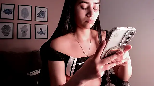 lara madisson online show from 31, 10, 2025