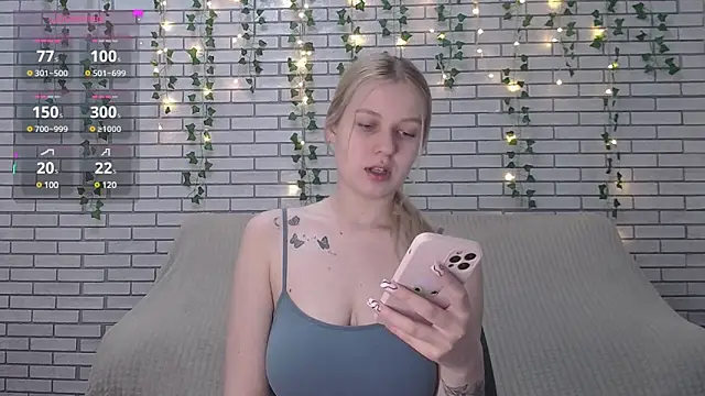 EmiliaDuchess online show from 27, 2, 2025