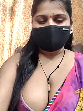 Hotty-simran online show from 3, 3, 2026