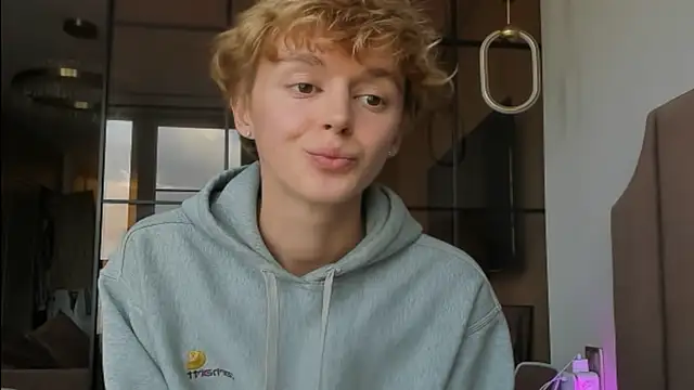 agelandreww online show from 23, 4, 2026