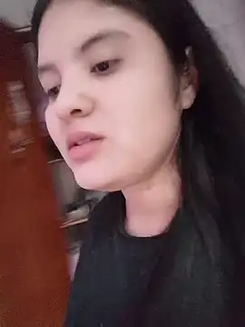 lilpervertgirl online show from 28, 4, 2026