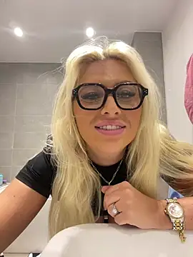 Arabellalee23 online show from 27, 12, 2024