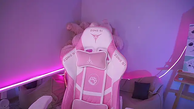 AnnLevine online show from 5, 12, 2025