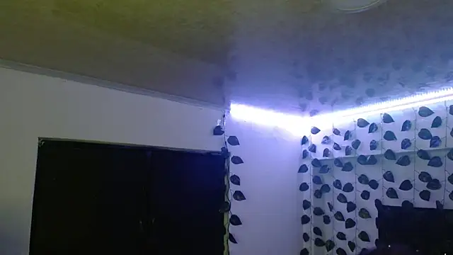 Aria Buitrago online show from 4, 2, 2025