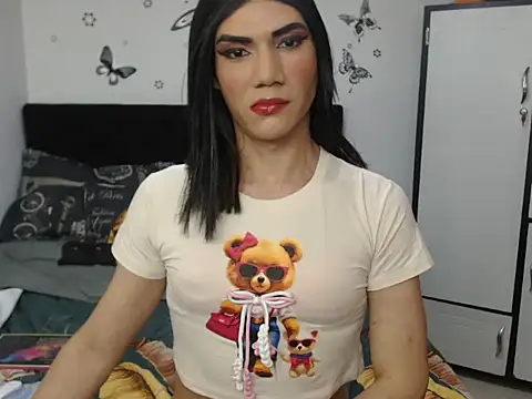 luna grans 777 online show from 4, 6, 2026