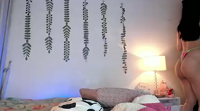 halseycox    online show from 26, 1, 2025