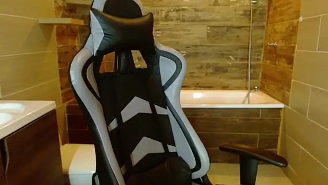 Snapshot of Amir_Abdull chatting on 26, 11, 2025 Amir Abdull online show from 26, 11, 2025