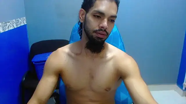 Snapshot of Amir_Abdull chatting on 31, 10, 2025 Amir Abdull online show from 31, 10, 2025