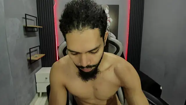 Snapshot of Amir_Abdull chatting on 14, 11, 2025 Amir Abdull online show from 14, 11, 2025