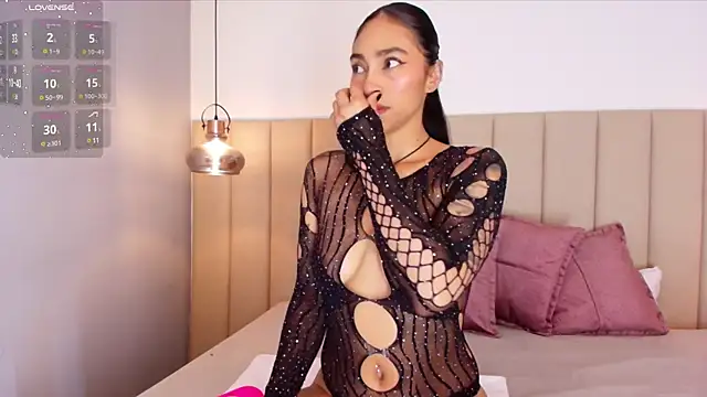 Leamonroe   online show from 22, 3, 2025