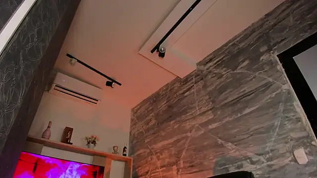 DeboraaLombardii online show from 5, 1, 2025