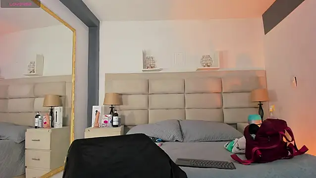 DeboraaLombardii online show from 14, 2, 2025