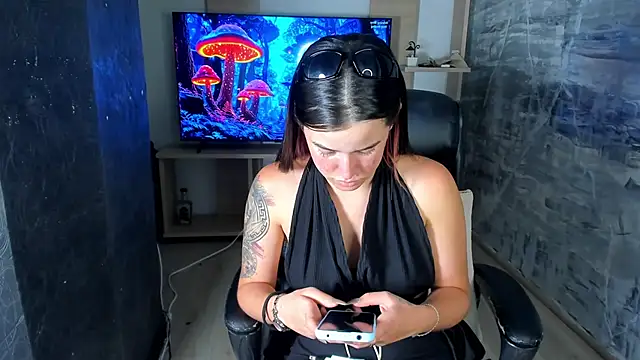 DeboraaLombardii online show from 28, 1, 2025