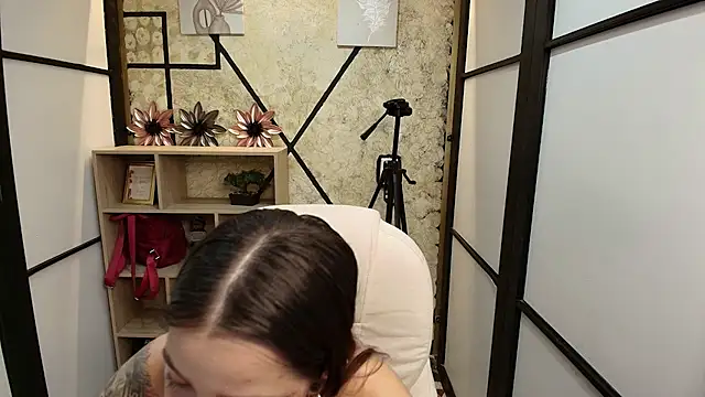 DeboraaLombardii online show from 6, 3, 2025