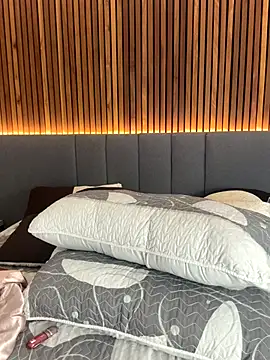 EmiilyAdams  online show from 30, 11, 2025