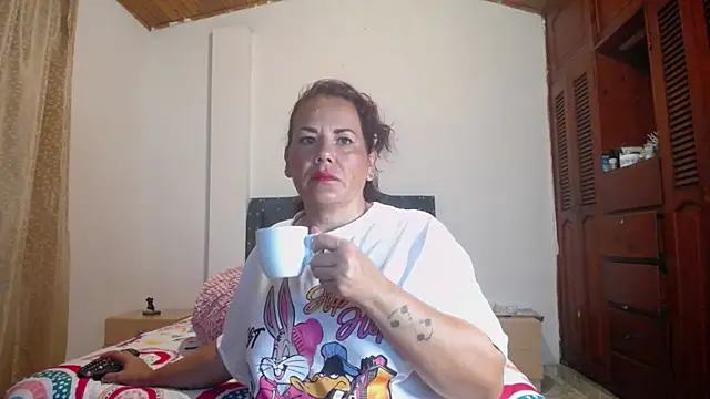 sofiamature01 online show from 16, 11, 2025