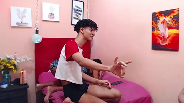 sex twinks online show from 26, 1, 2025