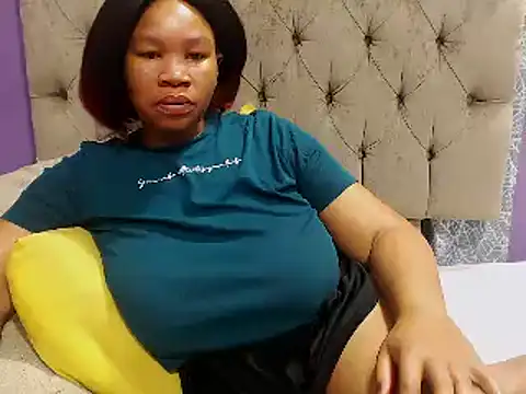 YELLOWBUSTYMELLONS online show from 17, 11, 2025