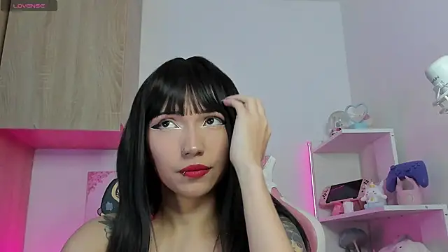 Snapshot of Artic_love chatting on 16, 10, 2025 Artic love online show from 16, 10, 2025