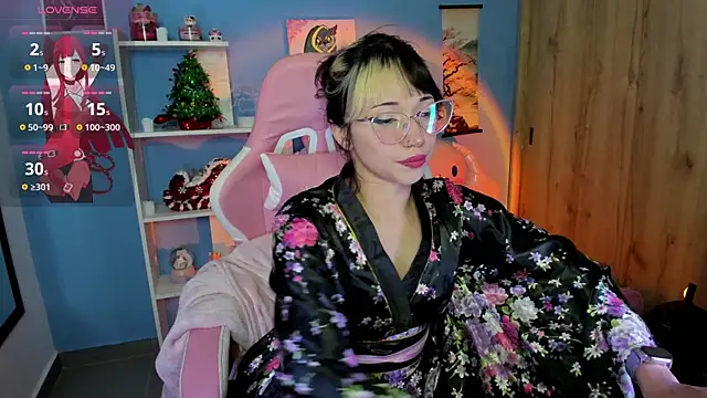 Snapshot of Artic_love chatting on 12, 1, 2025 Artic love online show from 12, 1, 2025