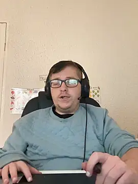 bisexualboy05 online show from 17, 6, 2026