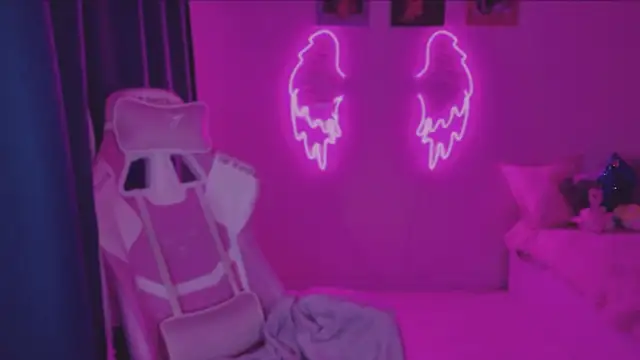 Elsie Ginger online show from 15, 12, 2024