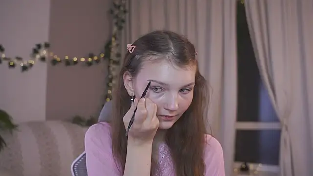 CindyGarrison online show from 23, 10, 2025