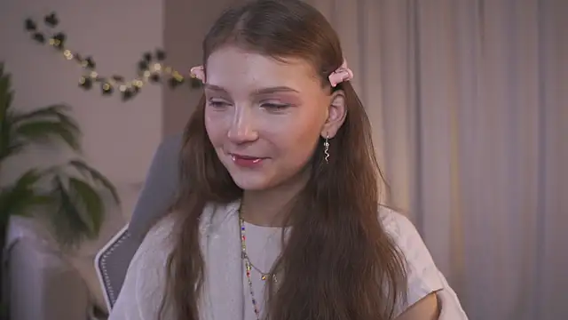 CindyGarrison online show from 16, 10, 2025