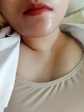 Sexyass13 online show from 17, 9, 2025