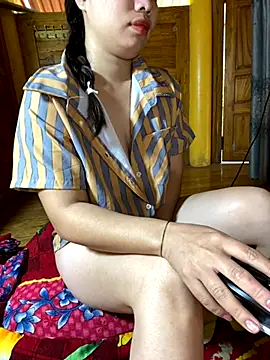 Sexyass13 online show from 28, 11, 2025