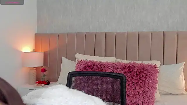 Snapshot of Victoria_romanox chatting on 20, 3, 2025 Victoria romanox online show from 20, 3, 2025