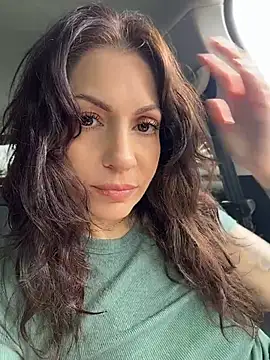 BeautifulMesss online show from 13, 7, 2026