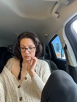 BeautifulMesss online show from 14, 3, 2026