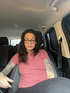 BeautifulMesss online show from 25, 4, 2026