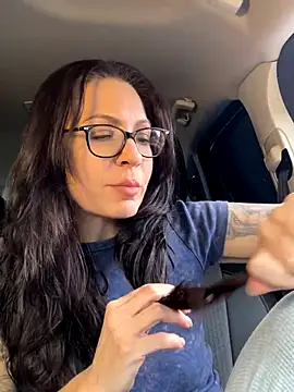 BeautifulMesss online show from 30, 10, 2025