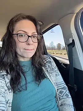 BeautifulMesss online show from 24, 3, 2026