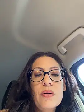 BeautifulMesss online show from 21, 9, 2025