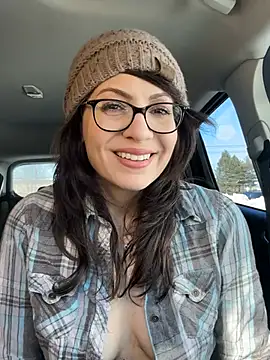 BeautifulMesss online show from 5, 2, 2026