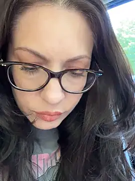 BeautifulMesss online show from 14, 9, 2025