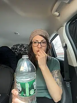 BeautifulMesss online show from 19, 2, 2026