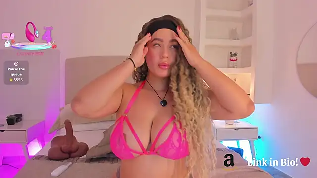 Snapshot of nathalynbarnes chatting on 12, 9, 2025 nathalynbarnes online show from 12, 9, 2025