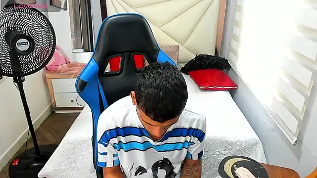 Backsex boy online show from 6, 10, 2025