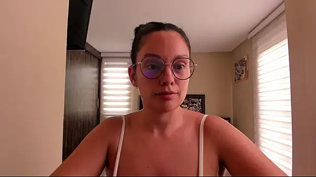 anabel 025 online show from 18, 4, 2026