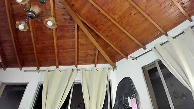 IsaFontanna online show from 9, 1, 2026