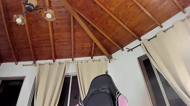 IsaFontanna online show from 30, 9, 2025