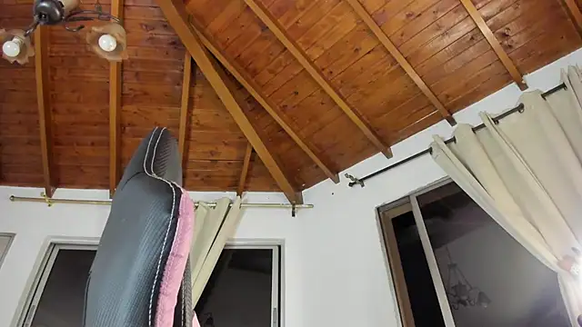 IsaFontanna online show from 26, 11, 2025