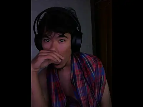 cloudyth1994 online show from 19, 12, 2025